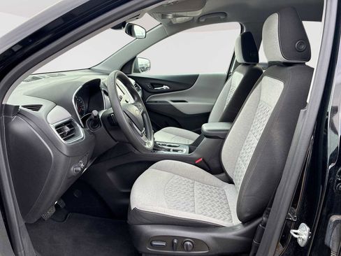 Certified 2023 Chevrolet Equinox LS w/ LS Convenience Package image 18