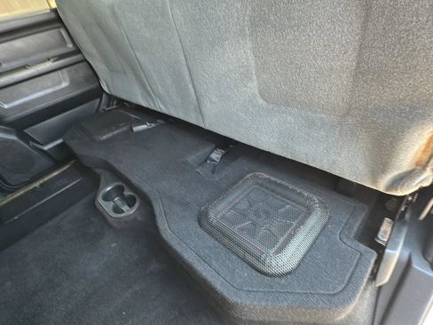 Used 2013 RAM 2500 Tradesman w/ Chrome Appearance Group AWD/4WD image 11