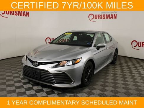 Used 2024 Toyota Camry LE FWD image 2