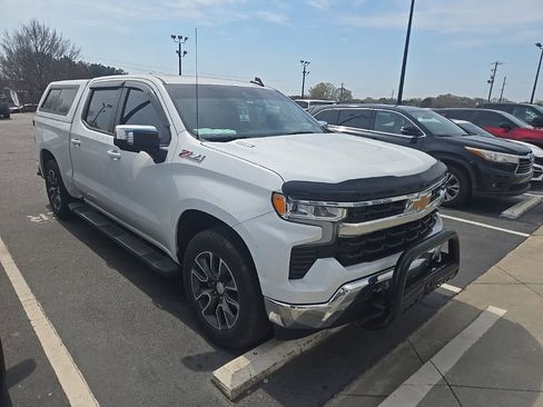 Used 2024 Chevrolet Silverado 1500 LT image 5