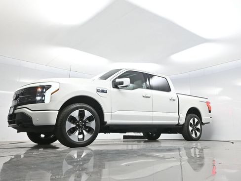 Used 2024 Ford F150 Lightning Platinum AWD/4WD image 49