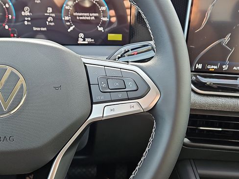 New 2026 Volkswagen Tiguan S image 16