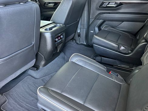 Certified 2025 Chevrolet Tahoe Premier AWD/4WD image 14