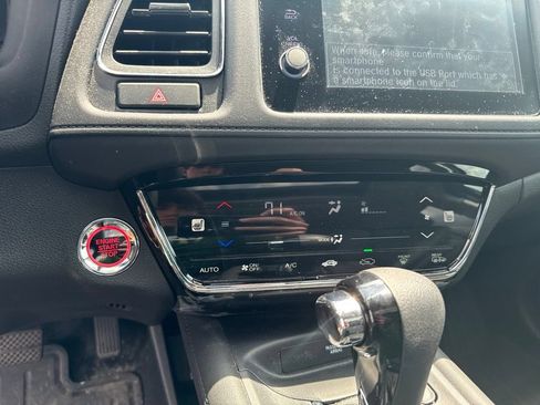 Used 2019 Honda HR-V EX image 24