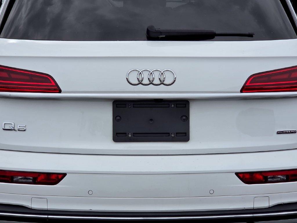 Used 2023 Audi Q5 2.0T Premium Plus w/ Premium Plus Package AWD/4WD image 36