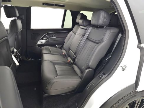 Certified 2025 Land Rover Range Rover Long Wheelbase SE AWD/4WD image 38