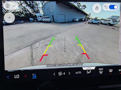 Used 2025 Ford Expedition Tremor AWD/4WD image 18