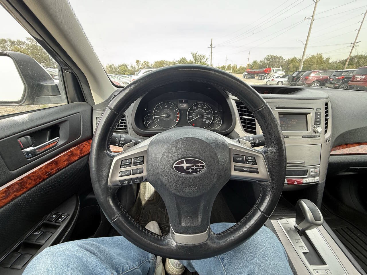 Used 2012 Subaru Outback 3.6R Limited w/ Moonroof Pkg AWD/4WD image 23