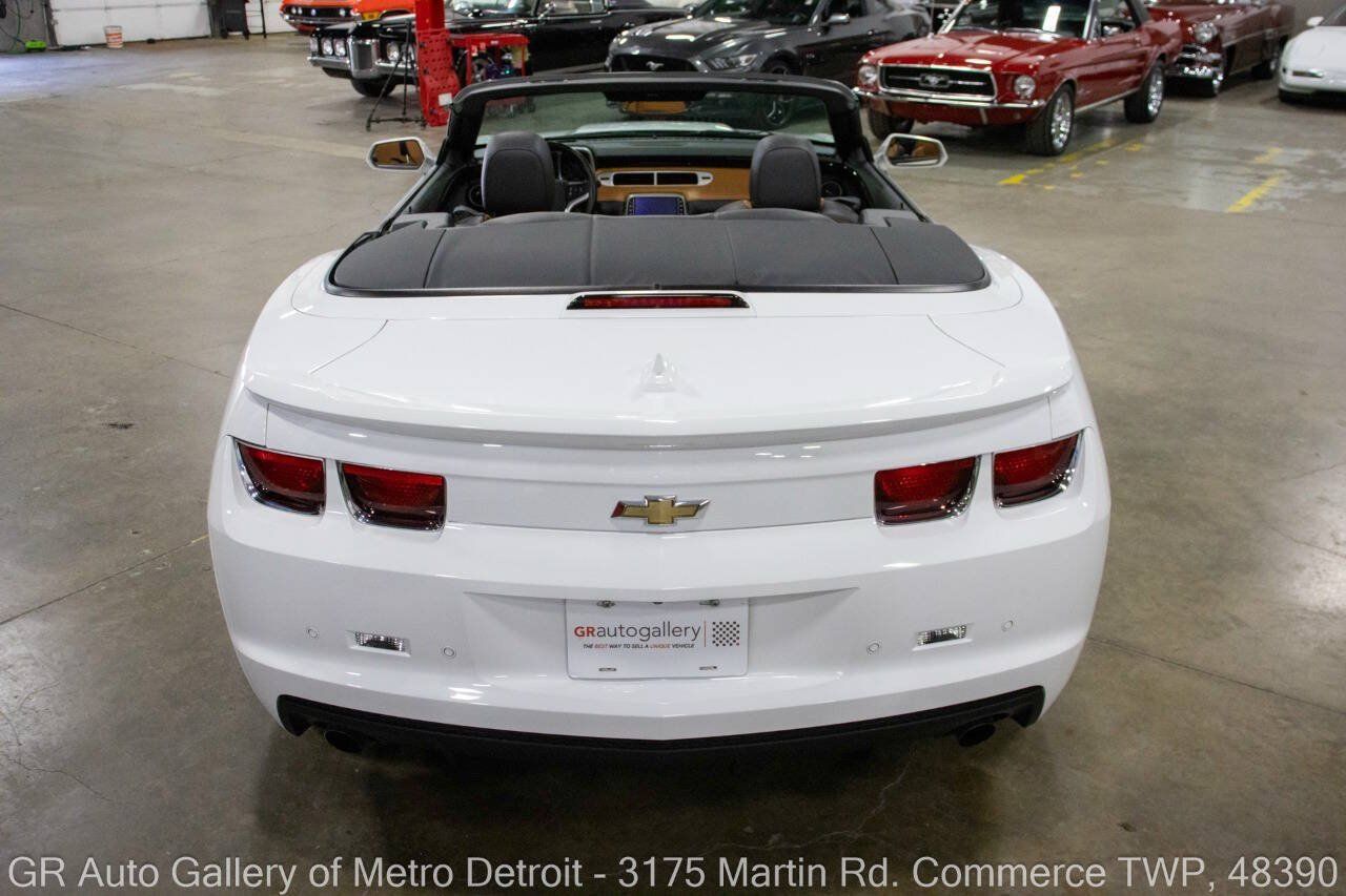 Used 2013 Chevrolet Camaro LT RWD image 6