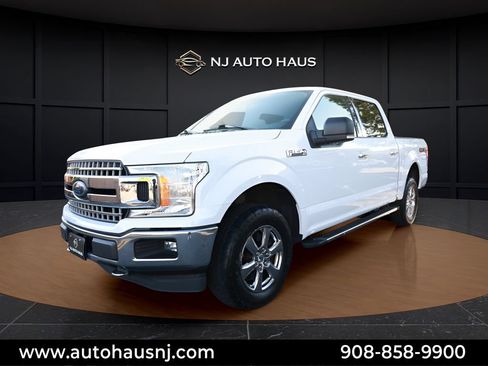 Used 2018 Ford F150 XLT w/ Equipment Group 302A Luxury AWD/4WD image 3