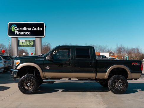 Used 2014 Ford F250 Lariat w/ Lariat Interior Package image 1