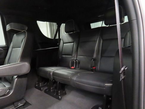 Used 2024 GMC Yukon XL SLT w/ SLT Premium Package image 55