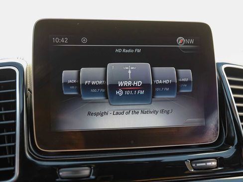 Used 2019 Mercedes-Benz GLE 43 AMG AMG GLE 43 image 30