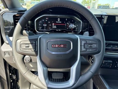 Used 2024 GMC Sierra 1500 Elevation w/ Preferred Package AWD/4WD image 19