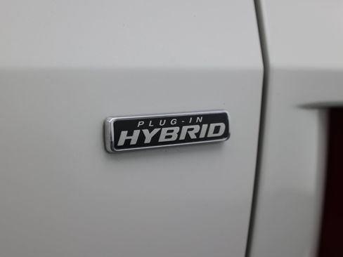 Used 2024 Ford Escape SE FWD image 13