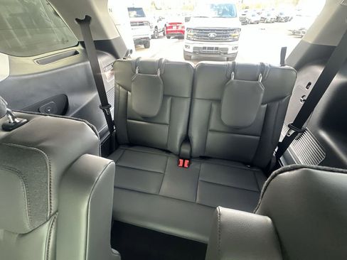 New 2026 Ford Explorer Active w/ Active Comfort Package AWD/4WD image 29