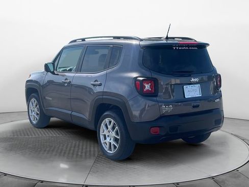 Used 2019 Jeep Renegade Latitude w/ Cold Weather Group AWD/4WD image 3
