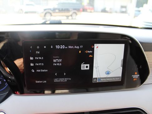 Used 2021 Hyundai Palisade SEL w/ Premium Package FWD image 17