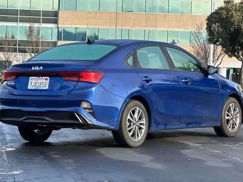 Certified 2023 Kia Forte LXS w/ LXS Technology Package image 4
