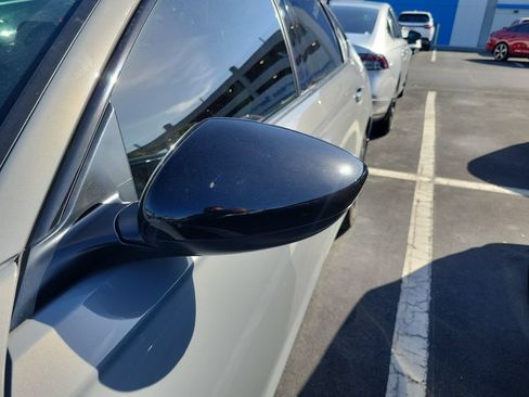 Used 2025 Honda Accord SE image 5