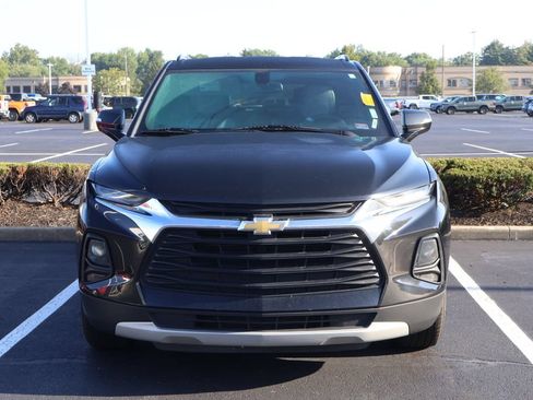 Used 2020 Chevrolet Blazer LT FWD image 2