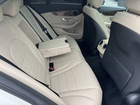 Used 2018 Mercedes-Benz C 300 Sedan w/ Premium Package image 19