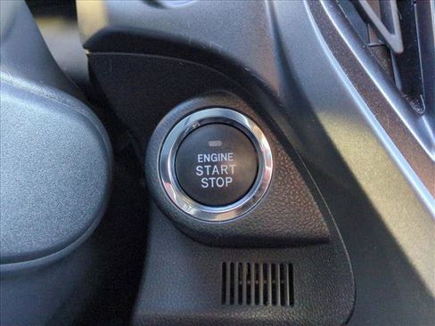 Certified 2025 Subaru Forester Premium image 17