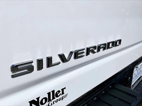 Used 2024 Chevrolet Silverado 2500 W/T w/ WT Convenience Package image 8