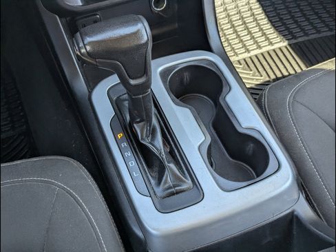 Used 2019 Chevrolet Colorado LT image 32