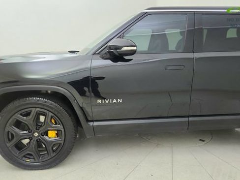 Used 2024 Rivian R1S Adventure AWD/4WD image 22
