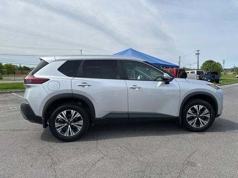 Used 2023 Nissan Rogue SV w/ SV Premium B Package AWD/4WD image 6