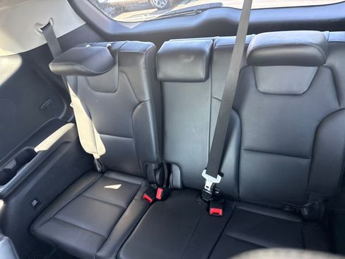 Used 2025 Kia Telluride S image 31