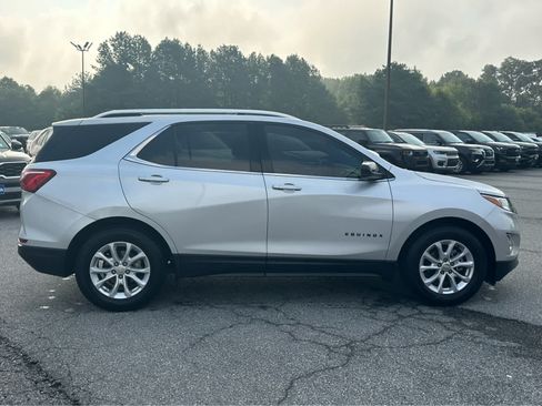 Used 2020 Chevrolet Equinox LT FWD image 6
