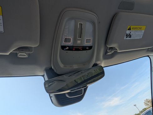 Used 2023 Volvo XC90 B5 Core image 30