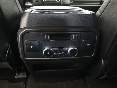 Used 2021 Ford Expedition Limited AWD/4WD image 16
