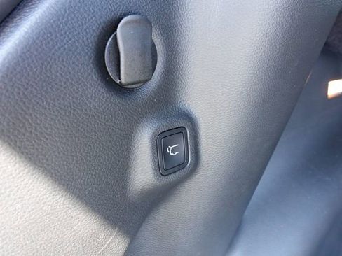 New 2025 Jeep Compass Limited w/ Elite Group image 30