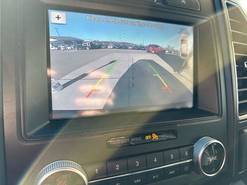 Used 2018 Ford Expedition Limited AWD/4WD image 21