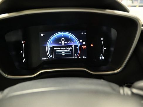 Used 2025 Toyota Corolla XSE image 30