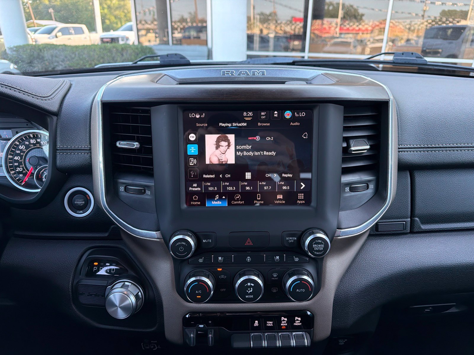 Used 2022 RAM 1500 Laramie RWD image 10