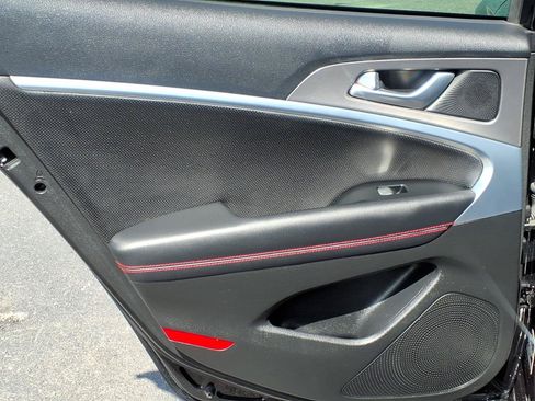 Used 2025 Genesis G70 3.3T Advanced RWD image 17