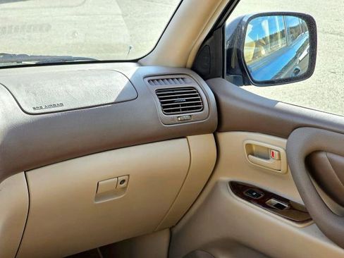 Used 1999 Toyota Land Cruiser image 20