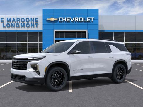 New 2026 Chevrolet Traverse LT image 2