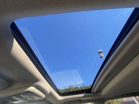 Used 2024 Toyota 4Runner TRD Off-Road Premium image 8