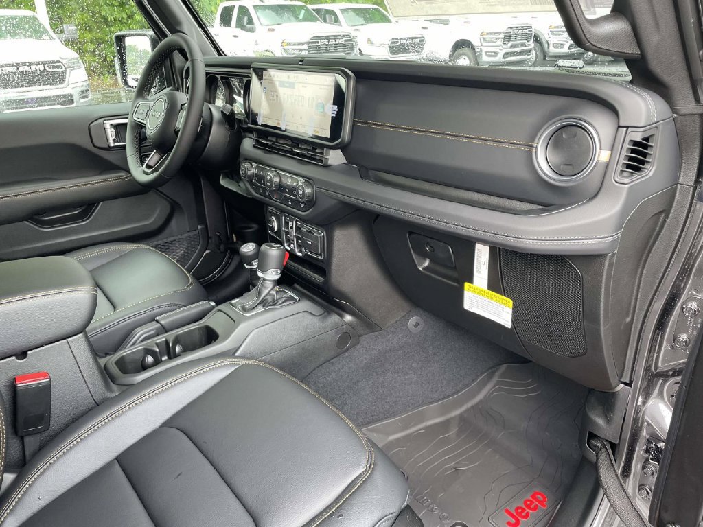 New 2026 Jeep Gladiator Sport AWD/4WD image 14