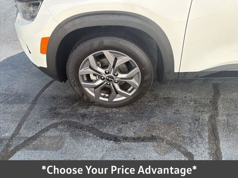 Used 2024 Kia Seltos S image 9