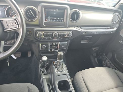 Used 2023 Jeep Wrangler Unlimited Sport AWD/4WD image 6
