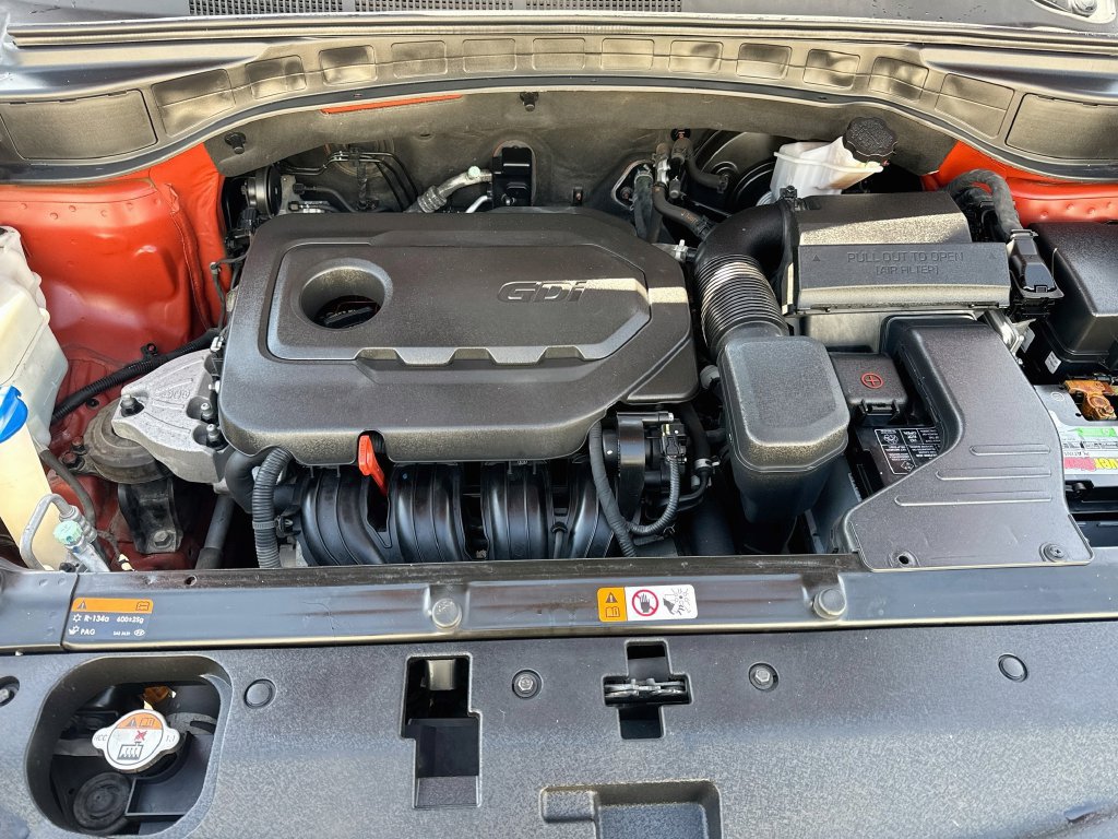 Used 2017 Hyundai Santa Fe Sport FWD image 37