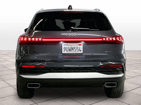 Used 2025 Audi Q5 Premium Plus w/ Premium Plus image 7