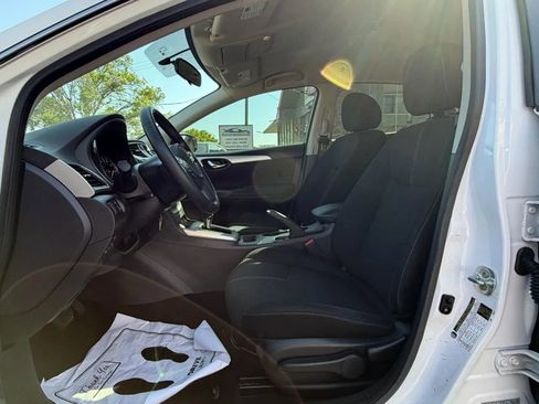 Used 2018 Nissan Sentra S FWD image 11