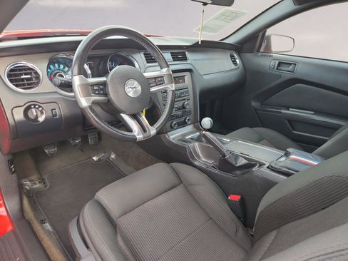 Used 2013 Ford Mustang Coupe image 16